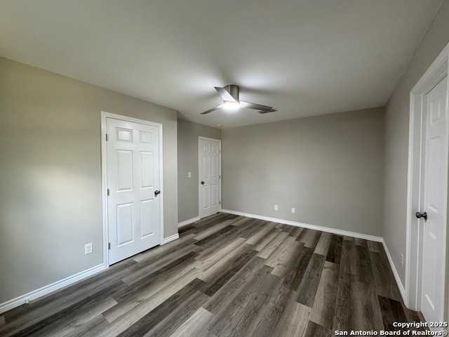 Listing photo id 21 for 387 Lake Park Loop