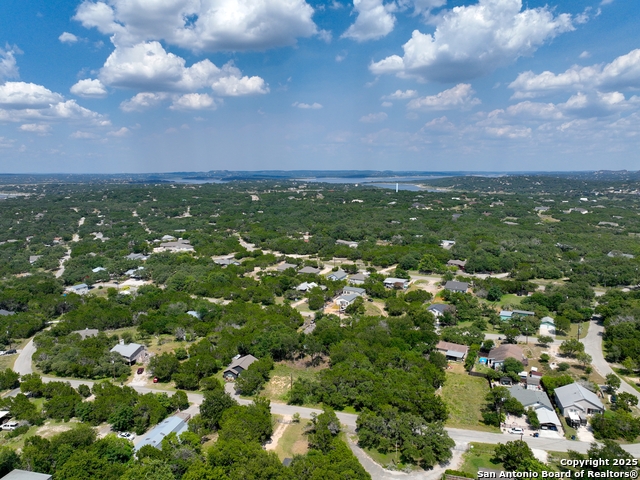 Listing photo id 28 for 387 Lake Park Loop