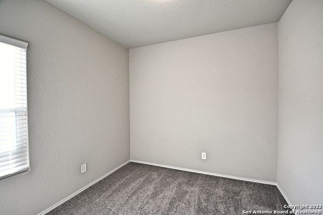 Listing photo id 10 for 3416 Canyon Ridge