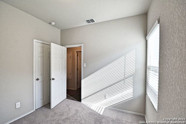 Listing photo id 11 for 3416 Canyon Ridge