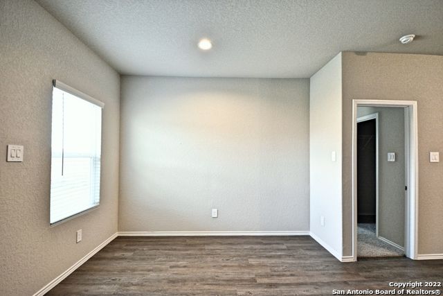 Listing photo id 5 for 3416 Canyon Ridge