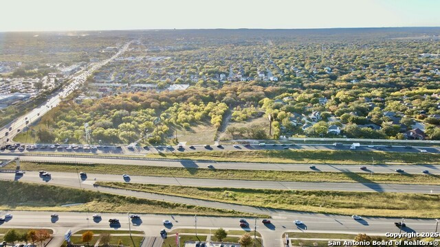 Image 10 of 10 For 505 Loop 1604 W