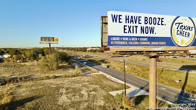 Image 7 of 10 For 505 Loop 1604 W