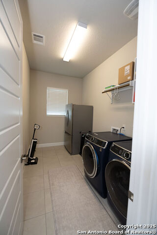 Listing photo id 22 for 5716 High Forest