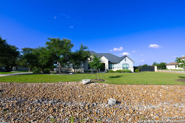 Listing photo id 1 for 5716 High Forest
