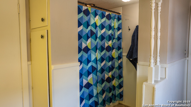 Listing photo id 12 for 4843 Fm 1436
