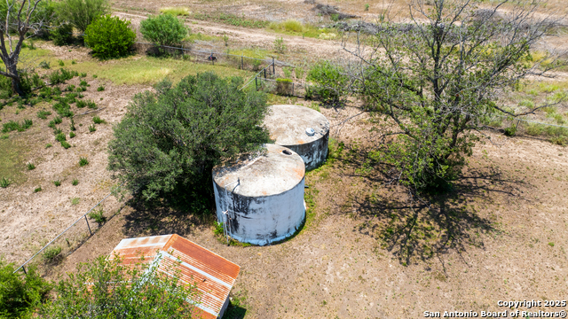 Listing photo id 21 for 4843 Fm 1436