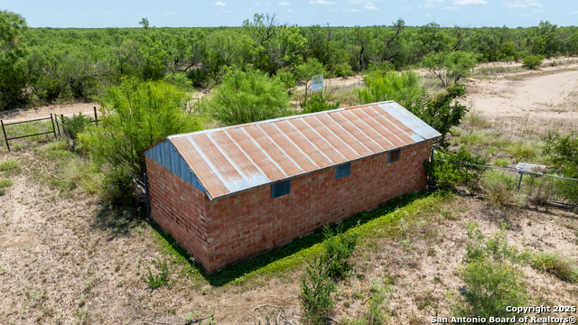 Listing photo id 22 for 4843 Fm 1436