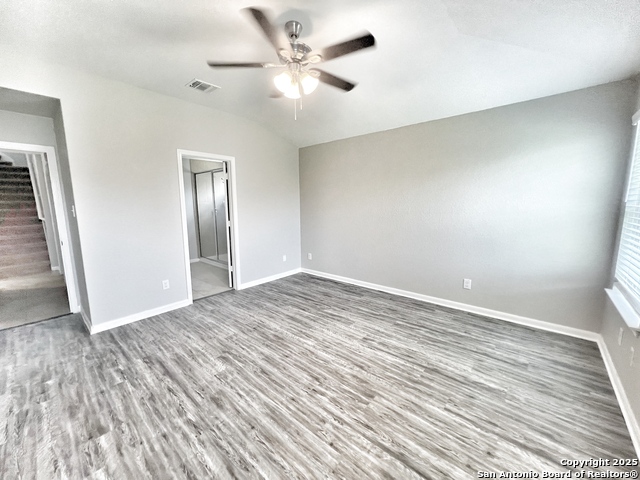 Image 13 of 20 For 761 Wolfeton Way