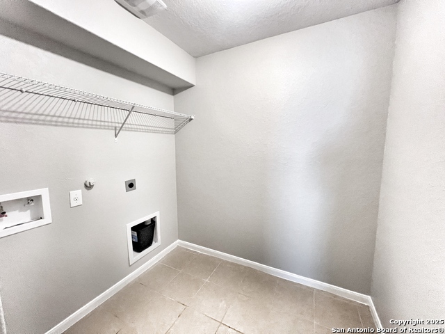 Image 15 of 20 For 761 Wolfeton Way