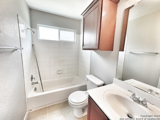 Image 5 of 20 For 761 Wolfeton Way