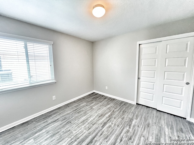 Image 6 of 20 For 761 Wolfeton Way