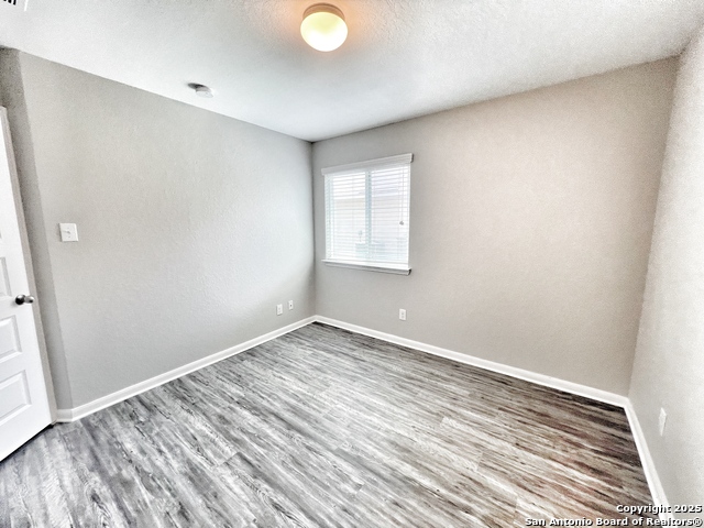 Image 7 of 20 For 761 Wolfeton Way