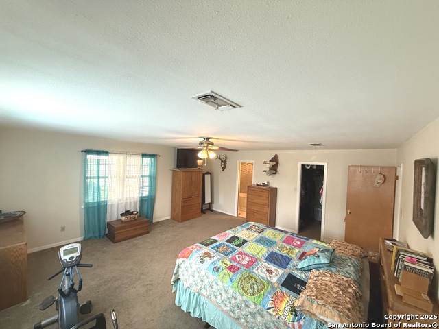 Image 11 of 31 For 717 Lookout  