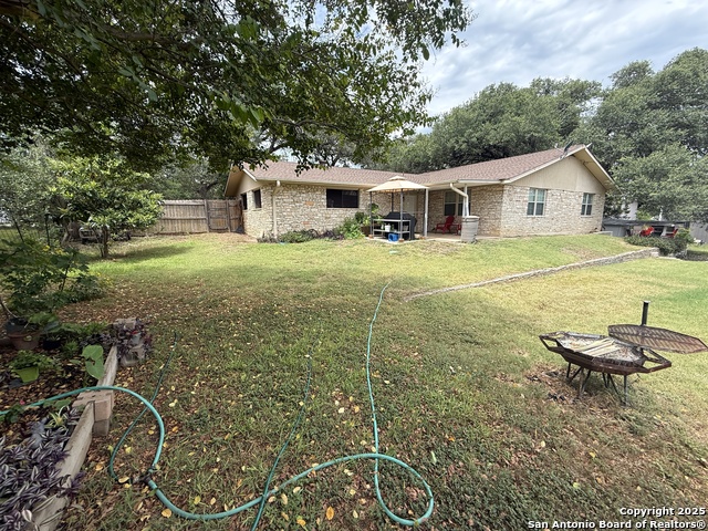 Image 17 of 31 For 717 Lookout  