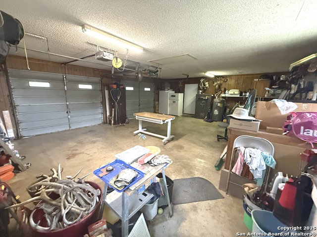 Image 19 of 31 For 717 Lookout  