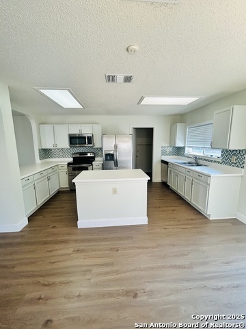Image 4 of 14 For 7138 Valewood