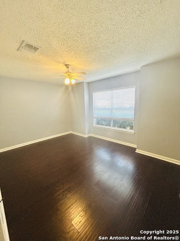 Image 6 of 14 For 7138 Valewood