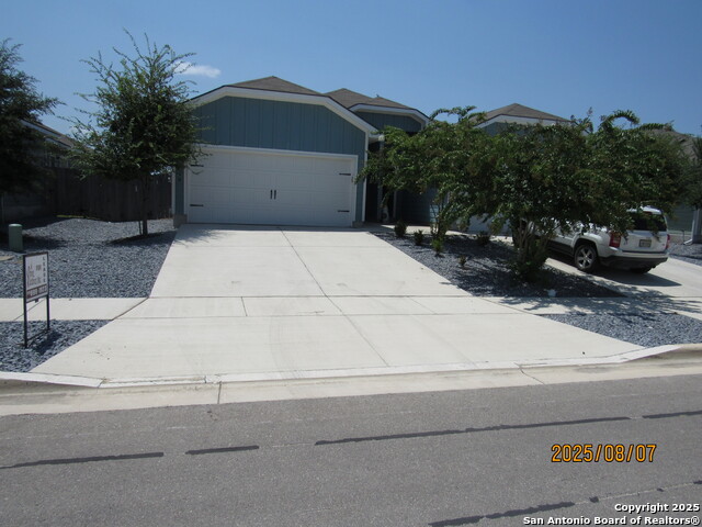 Image 2 of 11 For 619 Heathers Way