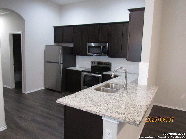 Image 4 of 11 For 619 Heathers Way