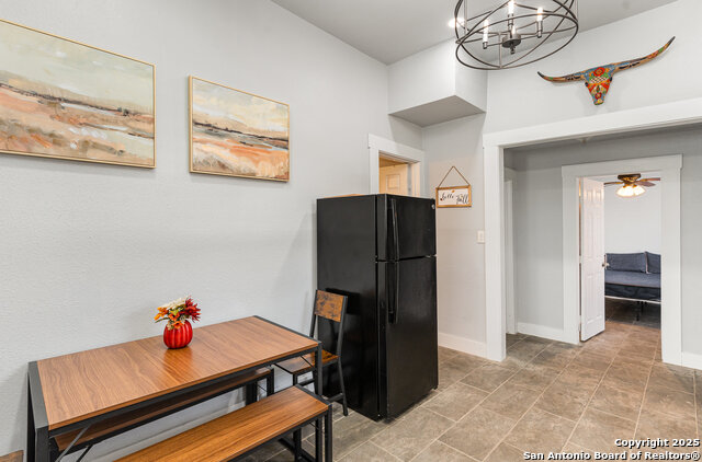 Listing photo id 8 for 1139 Morales