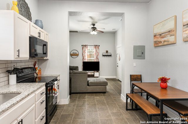 Listing photo id 10 for 1139 Morales