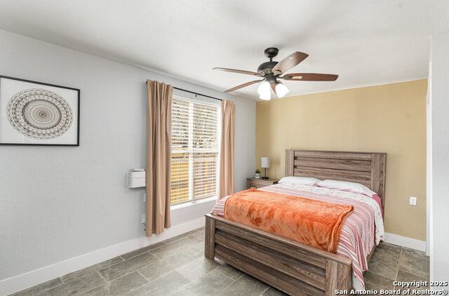 Listing photo id 14 for 1139 Morales