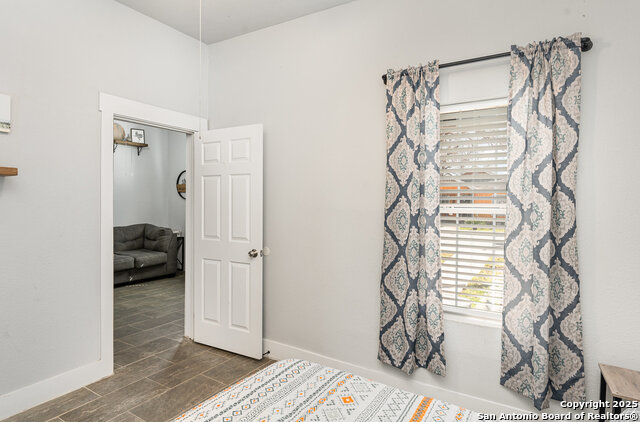 Listing photo id 19 for 1139 Morales