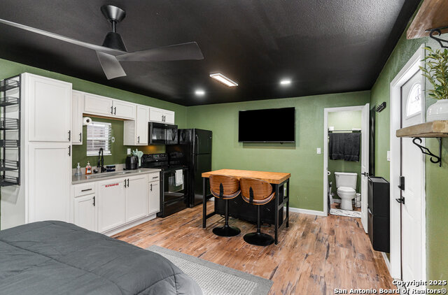 Listing photo id 24 for 1139 Morales