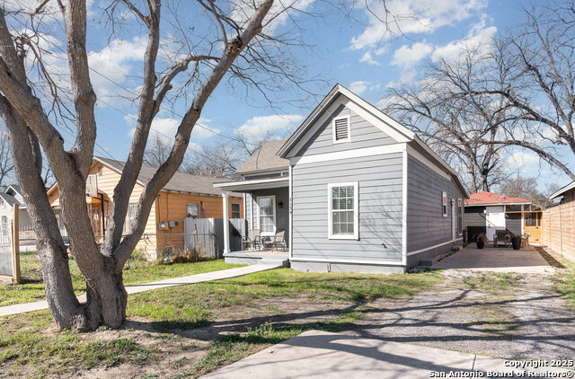 Listing photo id 3 for 1139 Morales
