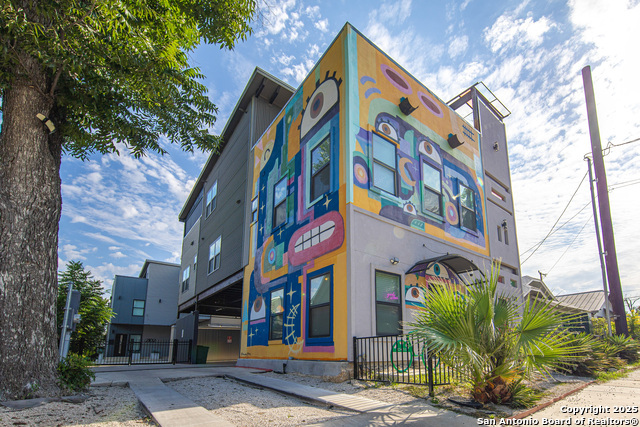 Details for 811 Montana  1101, San Antonio, TX 78203
