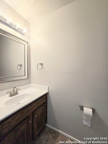 Listing photo id 6 for 4030 Bear Oak Path