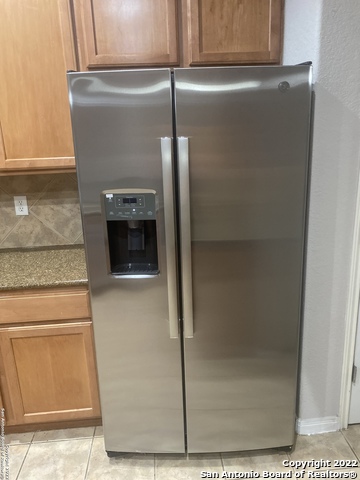 Image 6 of 26 For 702 Lorimor Ct