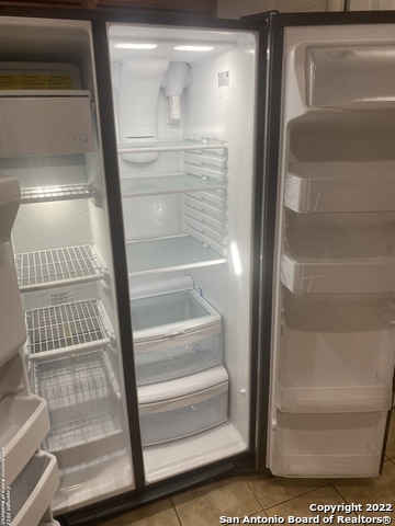 Image 7 of 26 For 702 Lorimor Ct