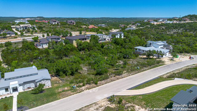 Image 4 of 15 For 10111 Carson Springs