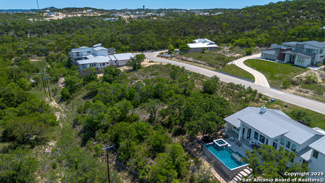 Image 6 of 15 For 10111 Carson Springs