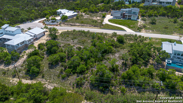 Image 8 of 15 For 10111 Carson Springs