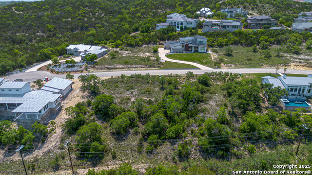 Image 9 of 15 For 10111 Carson Springs