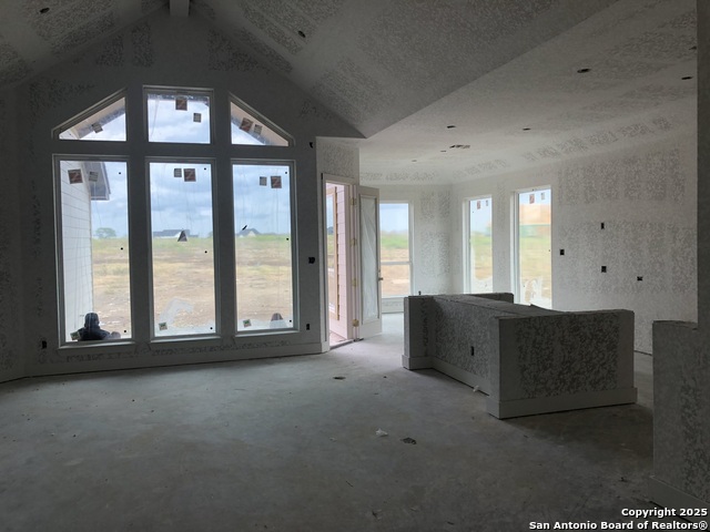 Listing photo id 5 for 8913 Agua Vida