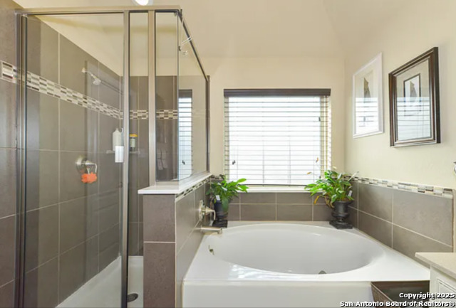 Image 18 of 25 For 7905 Mystic Chase