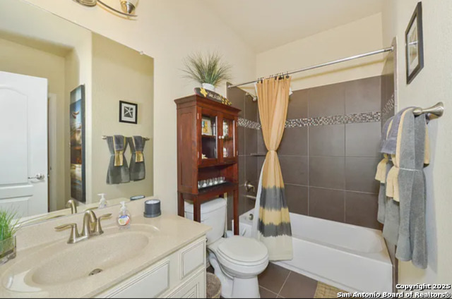 Image 22 of 25 For 7905 Mystic Chase