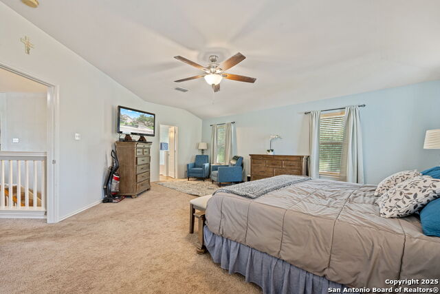 Listing photo id 15 for 23618 Calico Chase