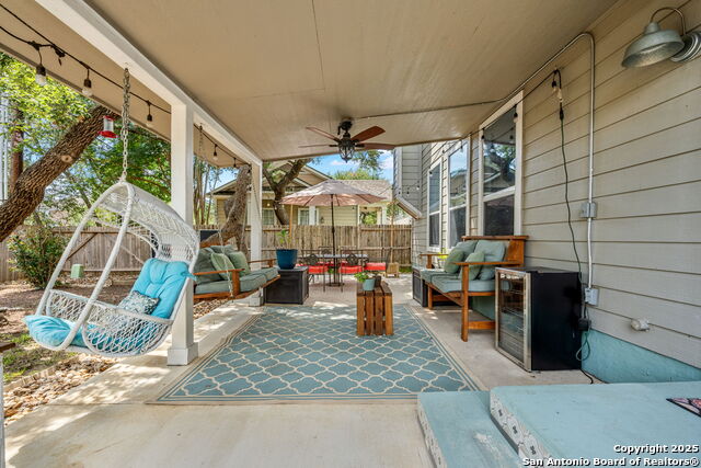 Listing photo id 21 for 23618 Calico Chase