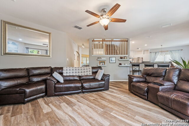Listing photo id 6 for 23618 Calico Chase