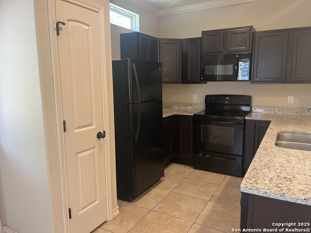 Image 11 of 26 For 6611 Mia Way  101