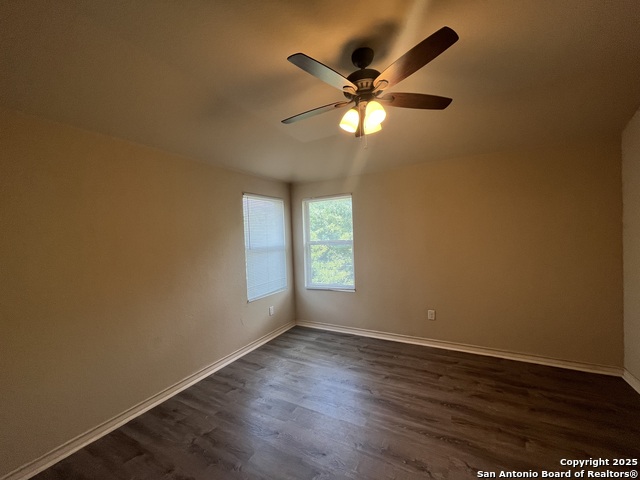 Image 15 of 26 For 6611 Mia Way  101