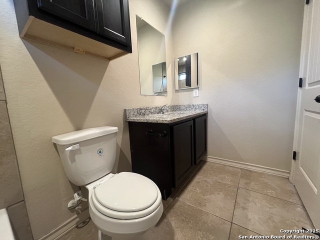 Image 19 of 26 For 6611 Mia Way  101