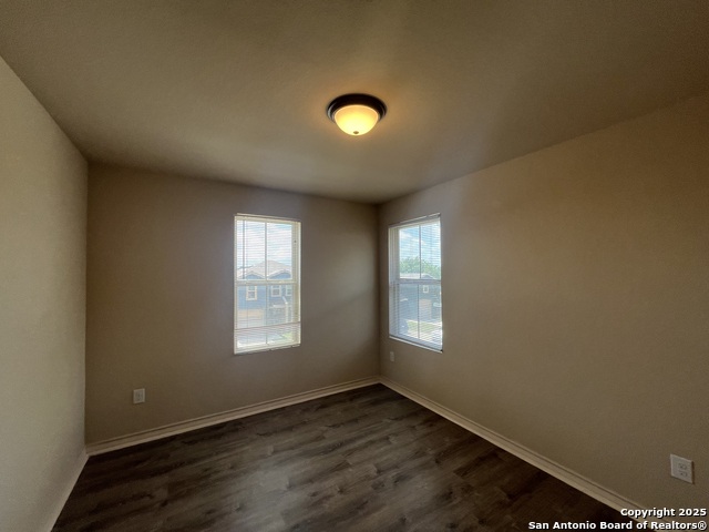 Image 20 of 26 For 6611 Mia Way  101
