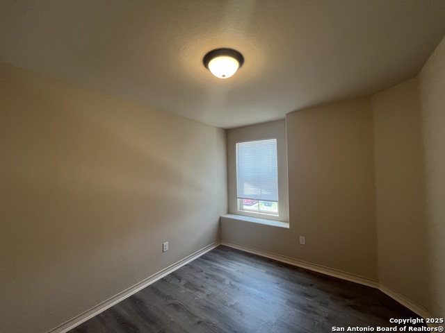 Image 23 of 26 For 6611 Mia Way  101