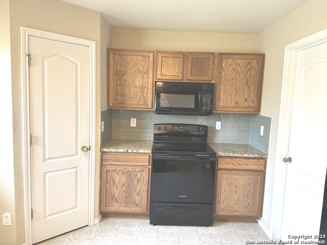 Image 6 of 19 For 9604 Dublin Green